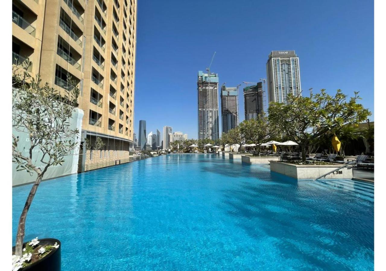 Mall Residences -luxury 1 Bedroom Apartment Dubai