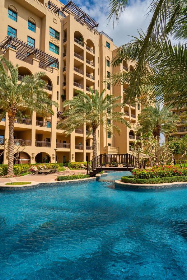 Gorgeous 2br In Fairmont Apartment Dubai