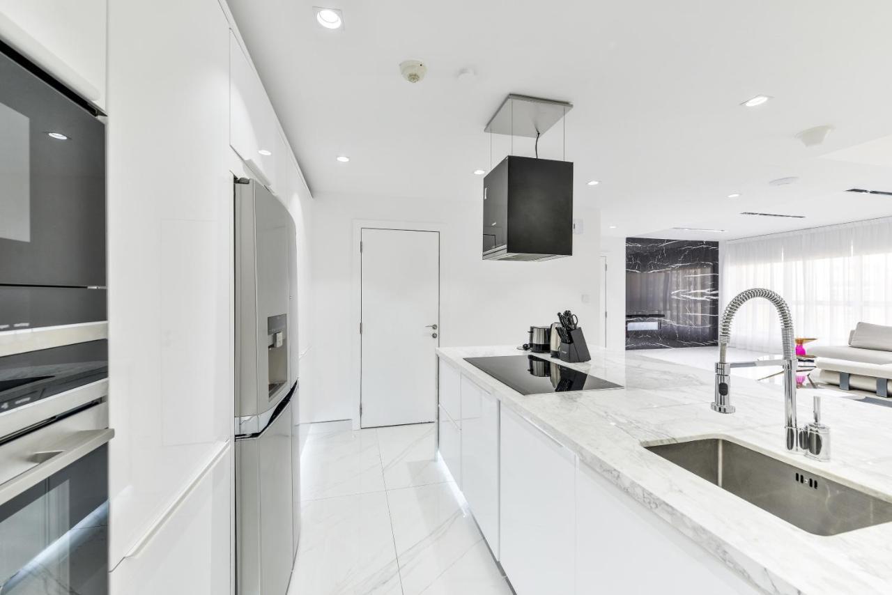 Waterfront Luxury 3br With Maids In Jbr, Dubai
