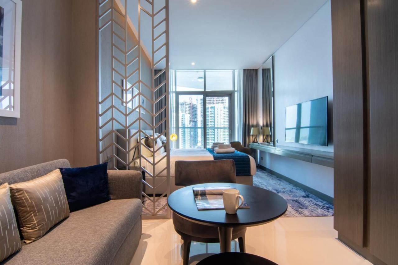 Guestready - Living In Taupe *