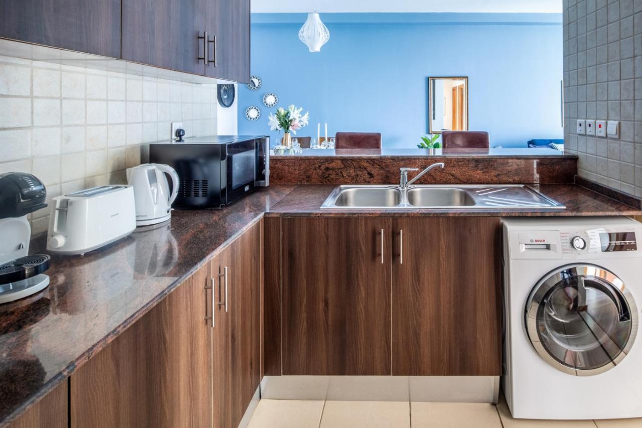 Frank Porter - Marina Diamond 4 Apartment Dubai