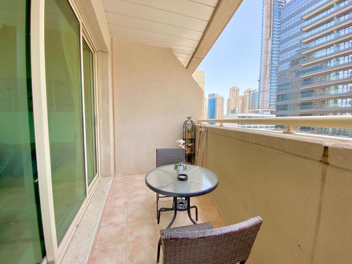 Apartment Marco Polo - Cozy Apt Close To Metro, Marina Mall Dubai