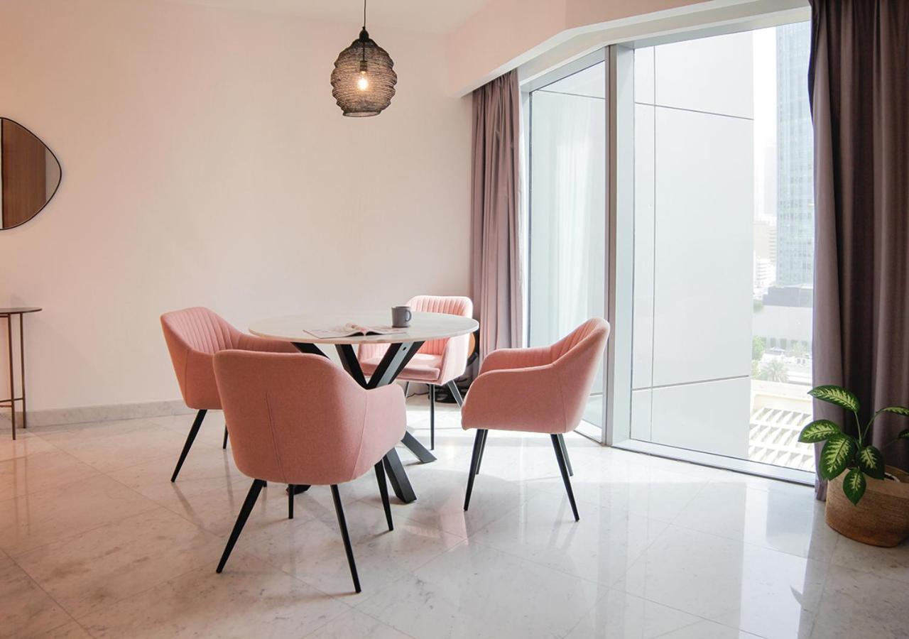 Nasma Luxury Stays - Central Park Tower Apartment
