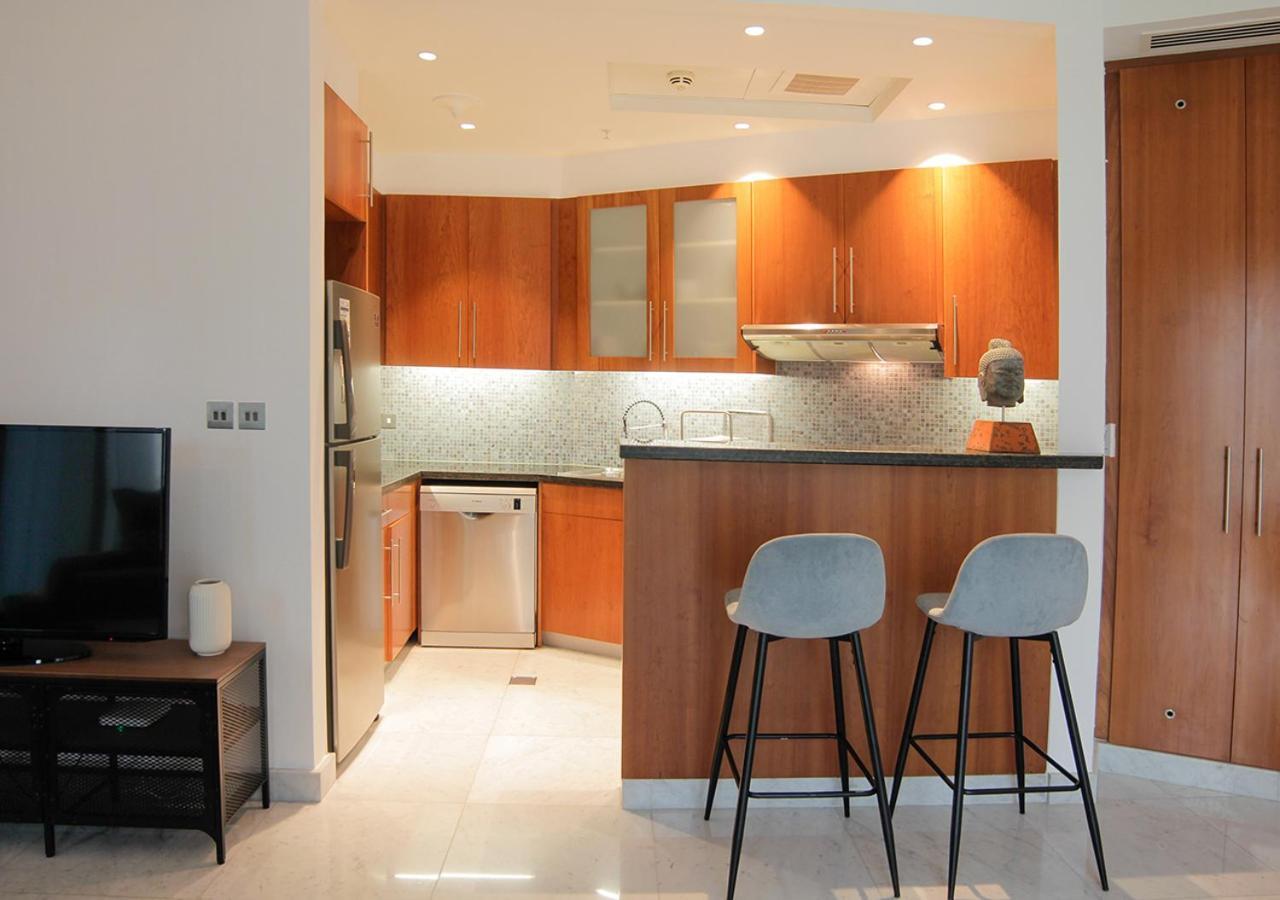 Nasma Luxury Stays - Central Park Tower Apartment