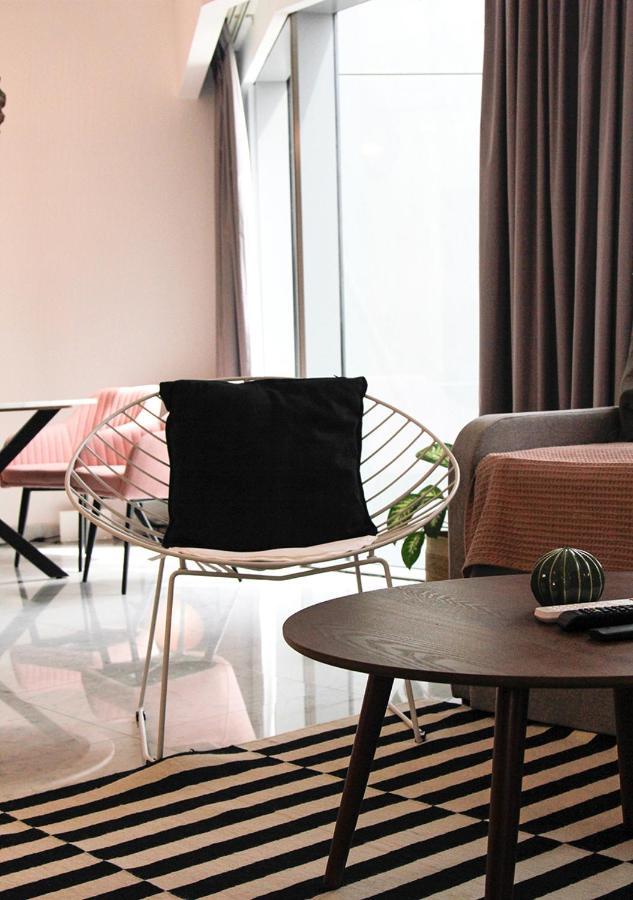 Nasma Luxury Stays - Central Park Tower Apartment *