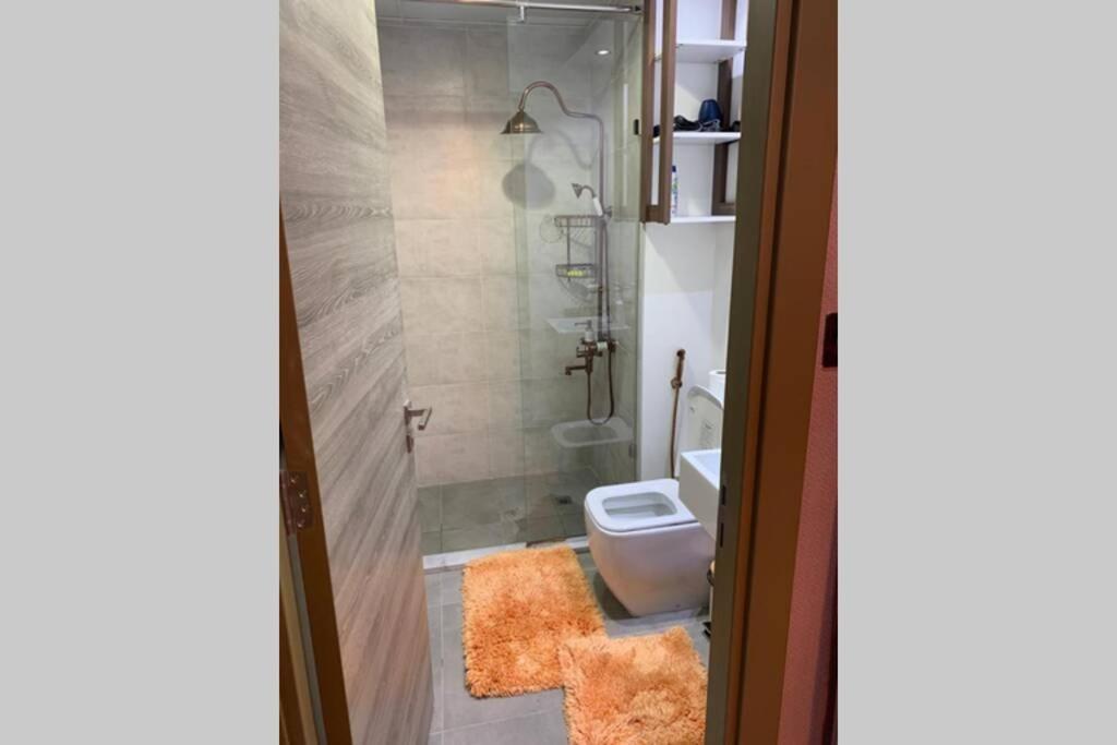 Lovely 1 Bedroom In The Heart Of *