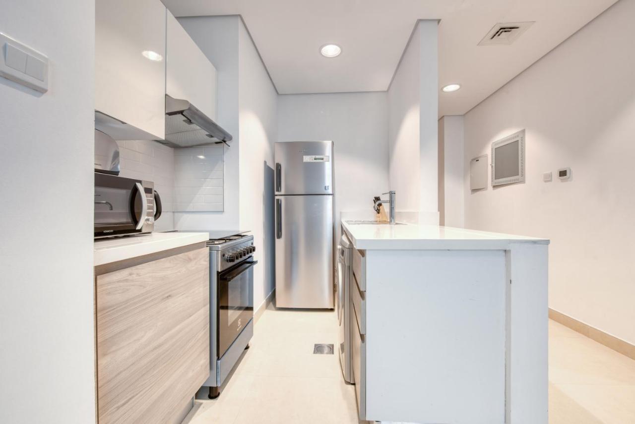 Apartment Sol Living - Iris Amber