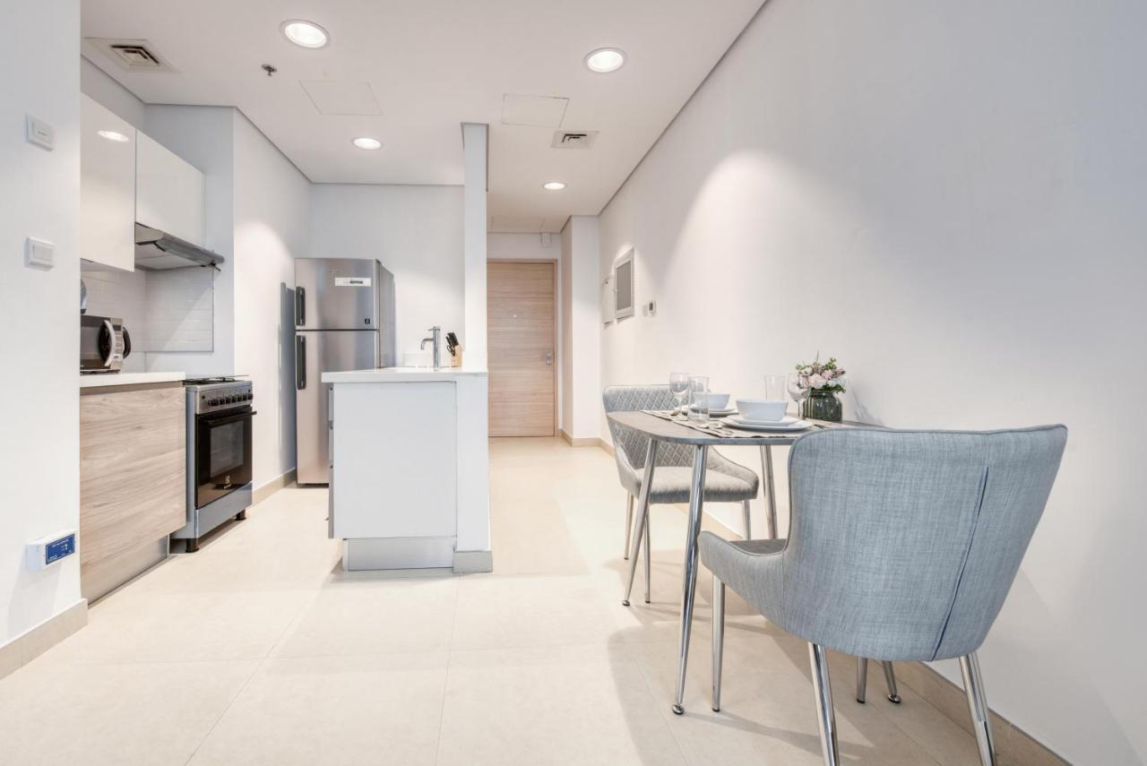 Apartment Sol Living - Iris Amber *