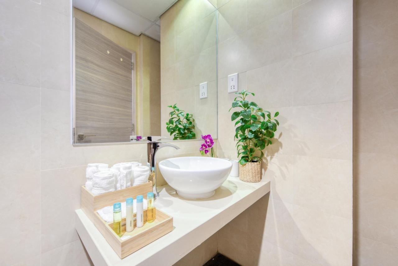 Apartment Sol Living - Iris Amber