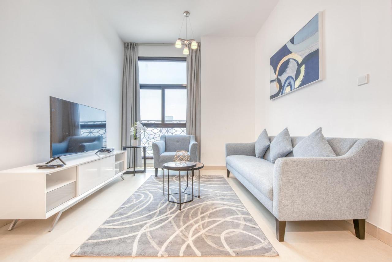 Sol Living - Iris Amber Apartment Dubai