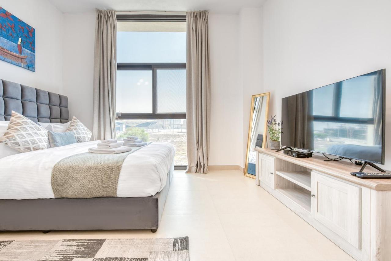 Apartment Sol Living - Iris Amber