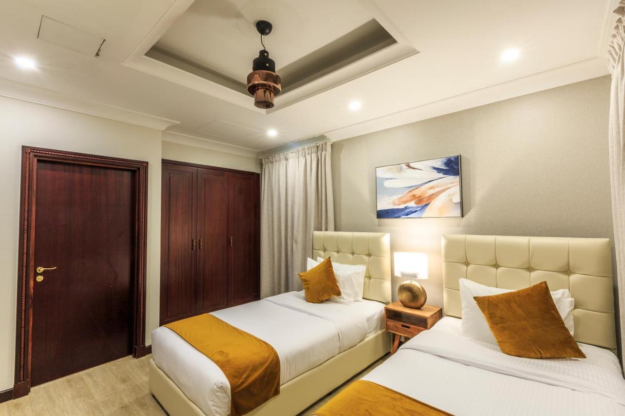 Villa The S - Stunning 5 Bedrooms At The Palm Jumeirah With Private Beach And Pool Dubai