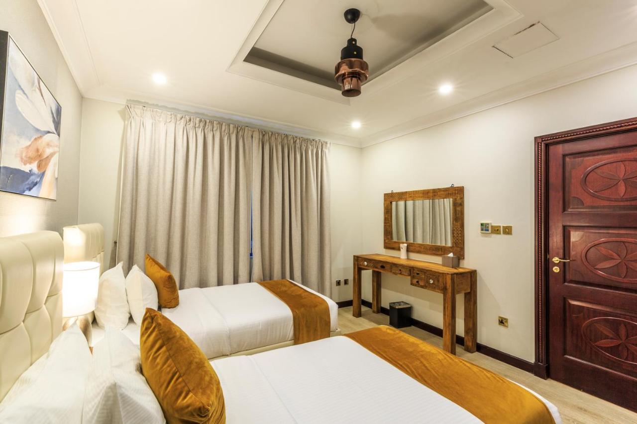 Villa The S - Stunning 5 Bedrooms At The Palm Jumeirah With Private Beach And Pool Dubai