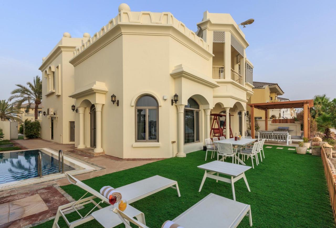 Villa The S - Stunning 5 Bedrooms At The Palm Jumeirah With Private Beach And Pool