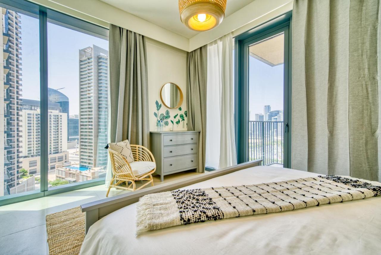 Incredible Views From Classy With Terrace Apartment