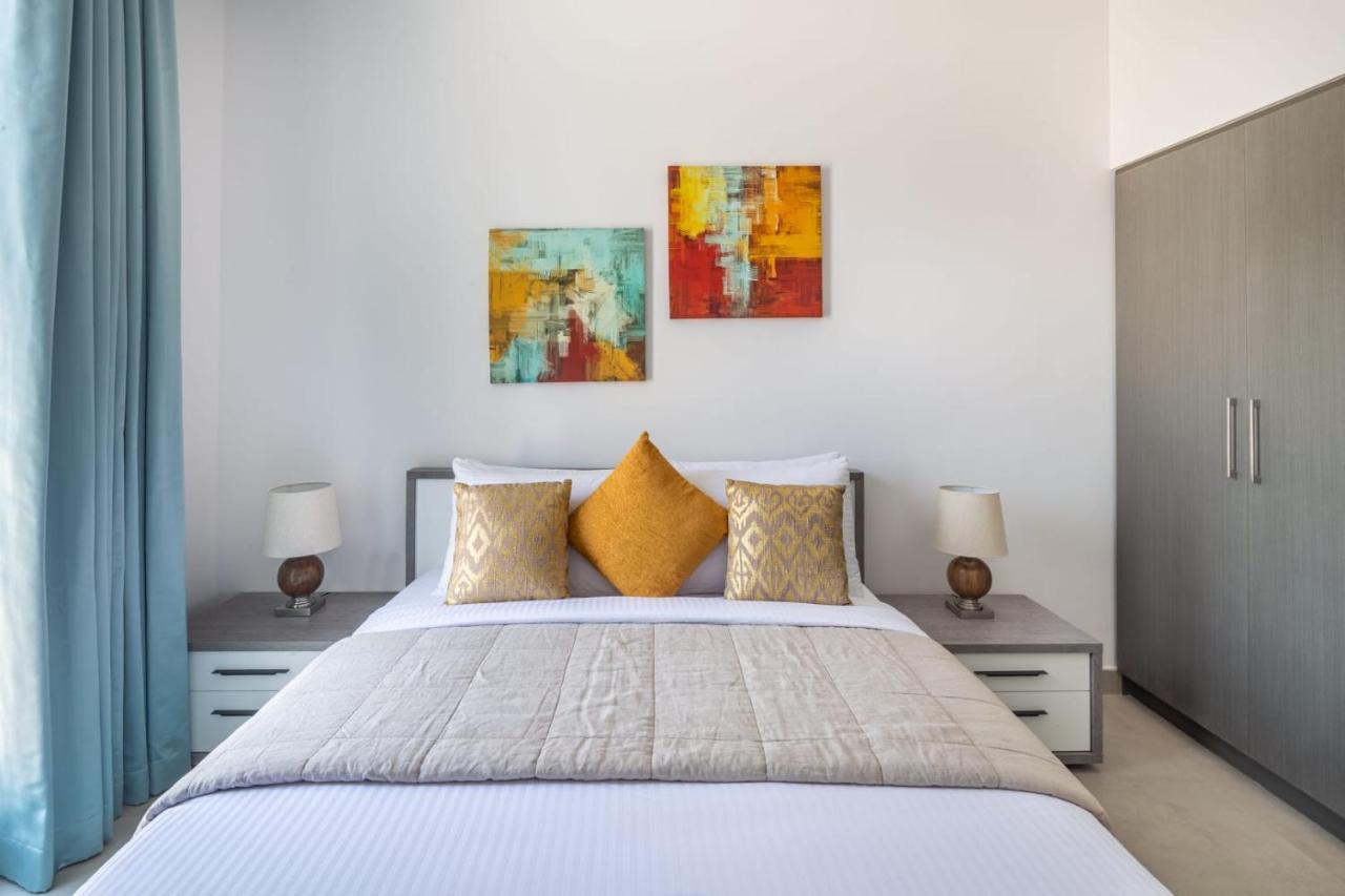 Frank Porter - Creek Horizon T1 * Dubai