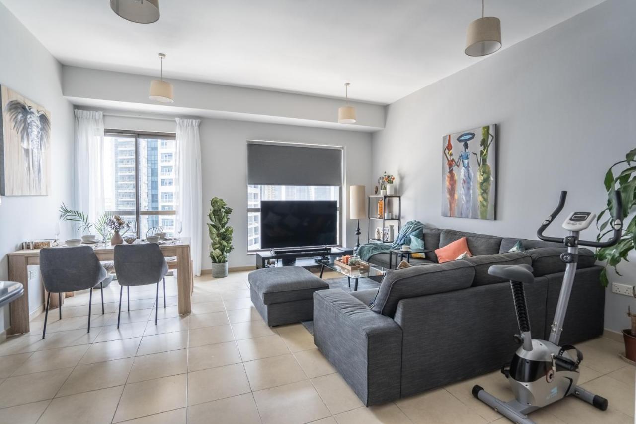 Apartment Higuests - Artistic Waterfront Apt, Perfect For Lovers *