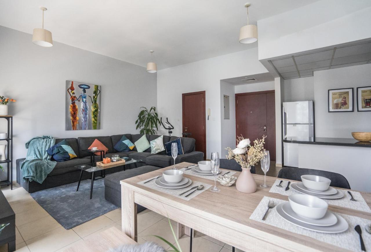 Higuests - Artistic Waterfront Apt, Perfect For Lovers Apartment