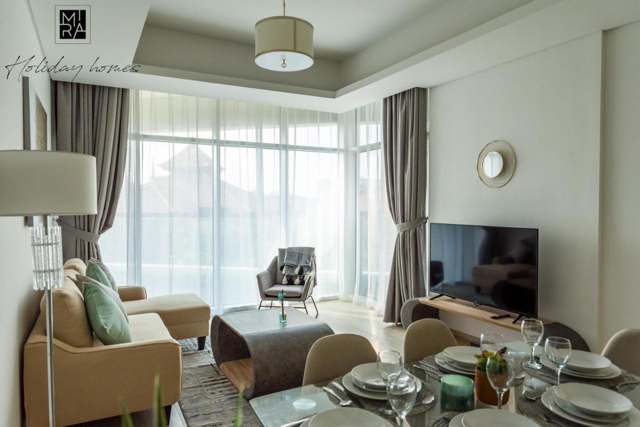 Mira Holiday Homes - 1 Bedroom In Palm Jumeirah With Beach Access Apartment *