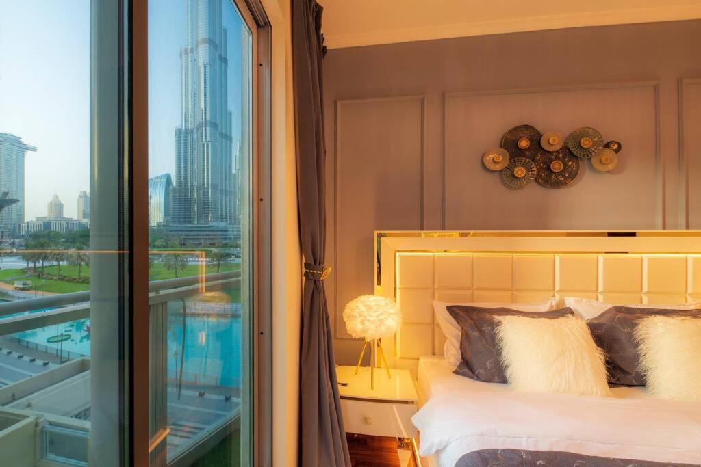 Apartment First Class 2br With Full Burj Khalifa And Fountain View