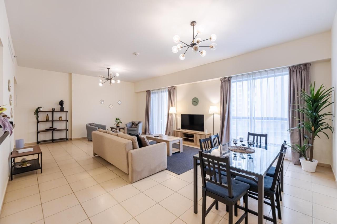 Apartment Spacious 1br Next To Jbr Cinema Rimal B3 - Nox Homes *