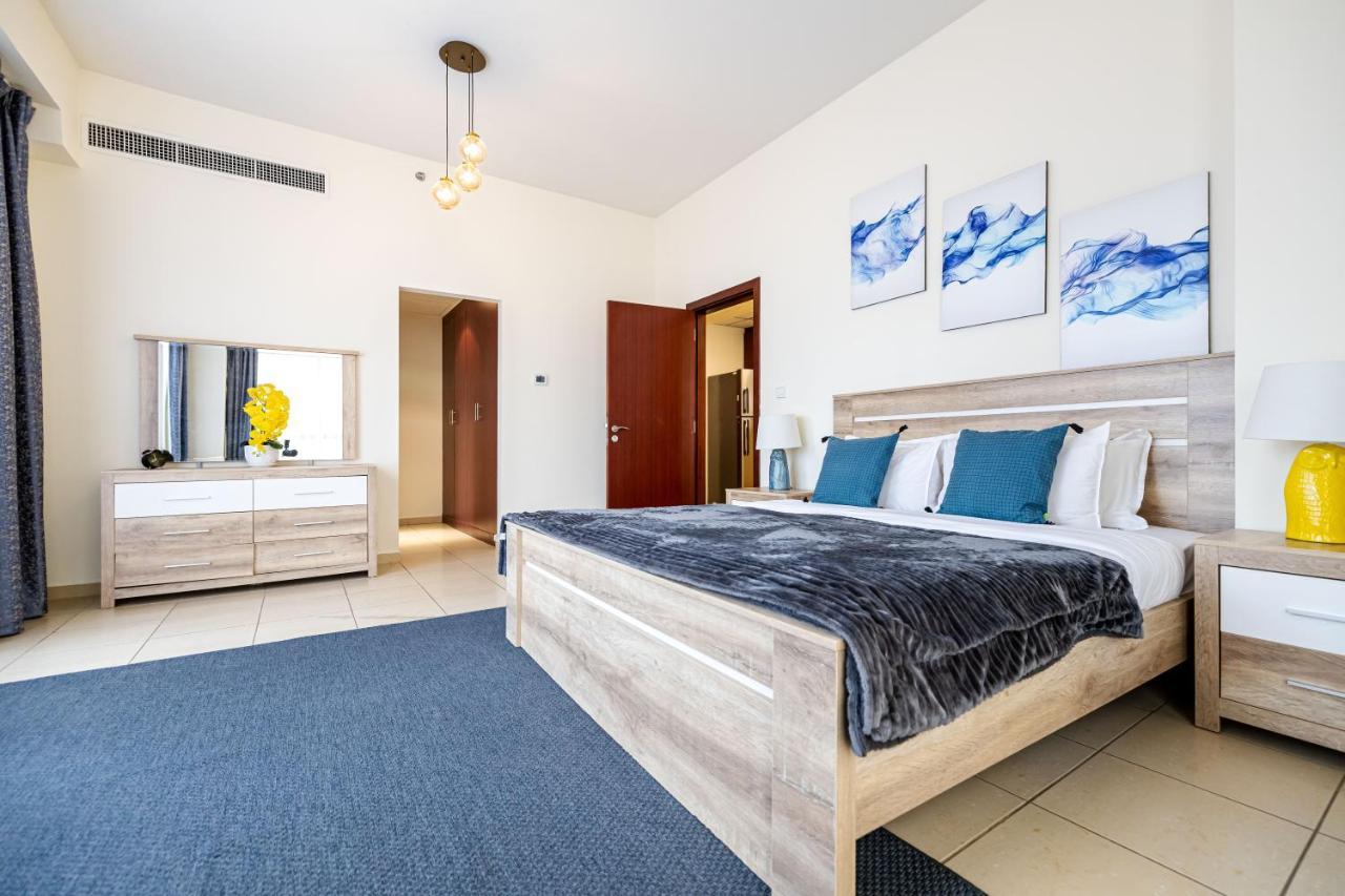 Apartment Spacious 1br Next To Jbr Cinema Rimal B3 - Nox Homes *