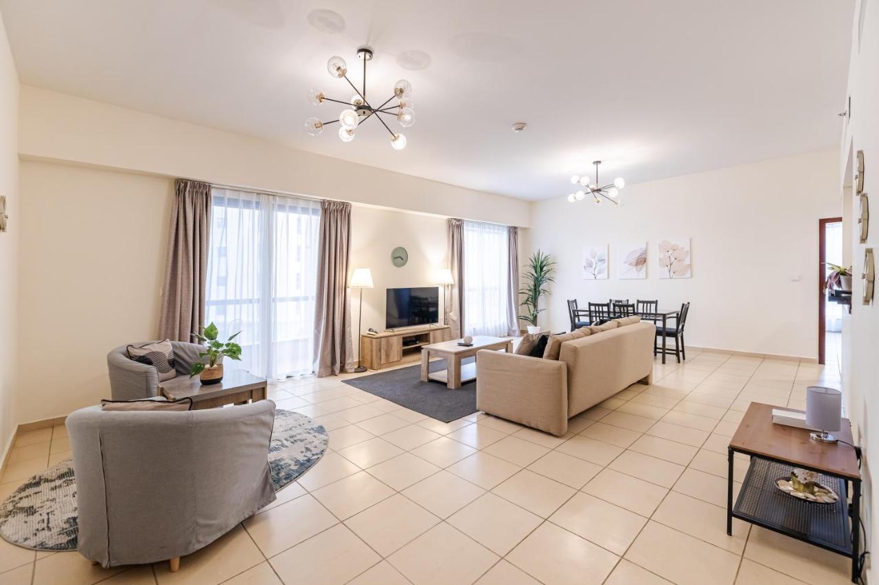 Apartment Spacious 1br Next To Jbr Cinema Rimal B3 - Nox Homes