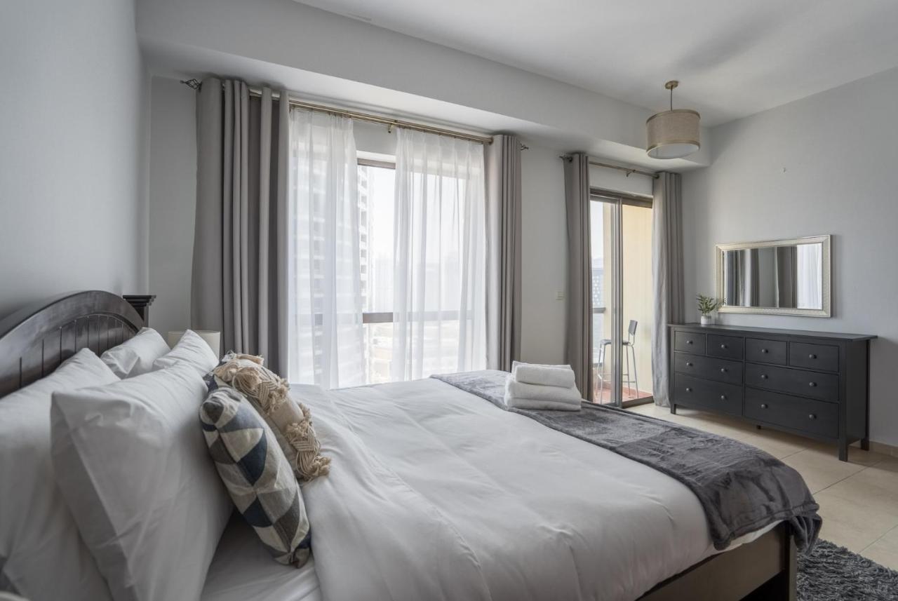 Higuests - Artistic Waterfront Apt, Perfect For Lovers *