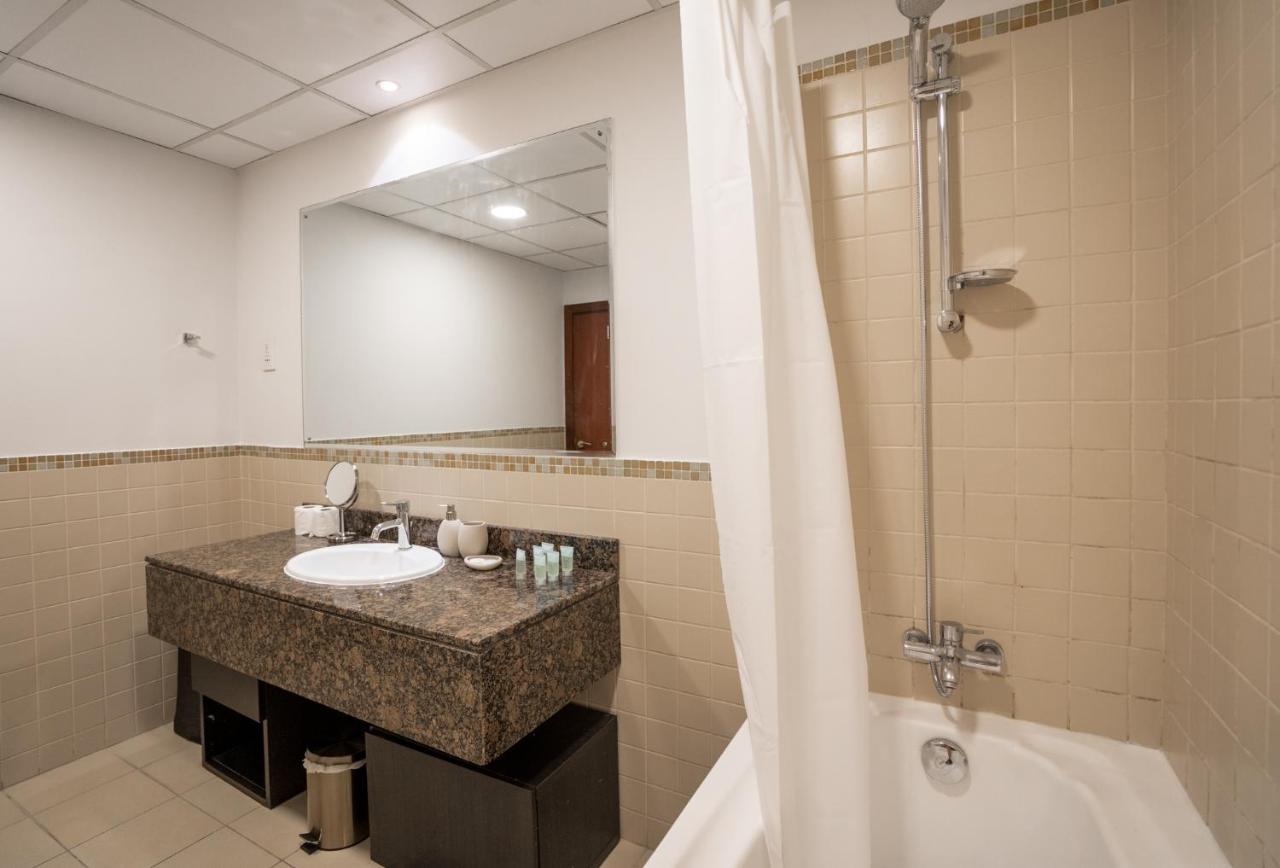Higuests - Artistic Waterfront Apt, Perfect For Lovers * Dubai