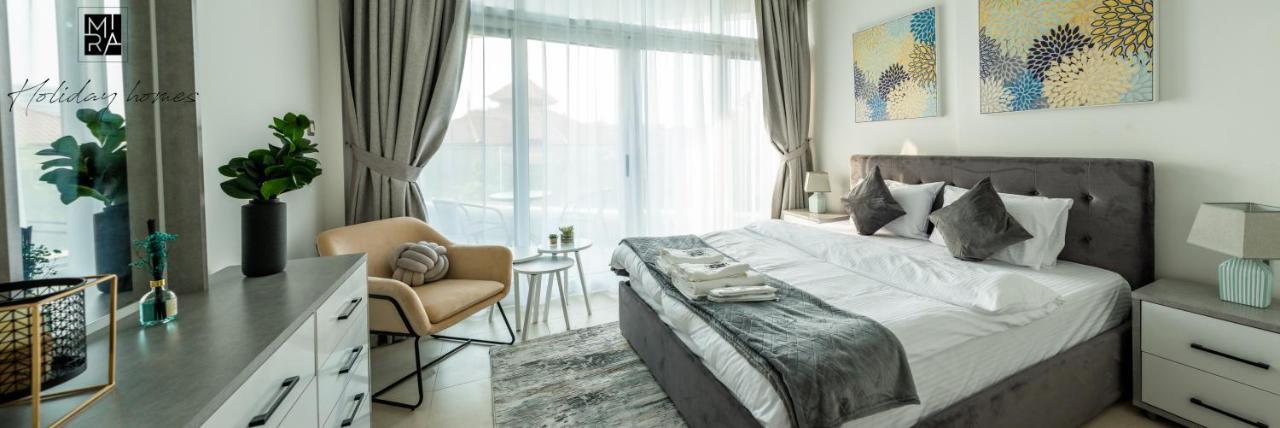 Mira Holiday Homes - 1 Bedroom In Palm Jumeirah With Beach Access Apartment *