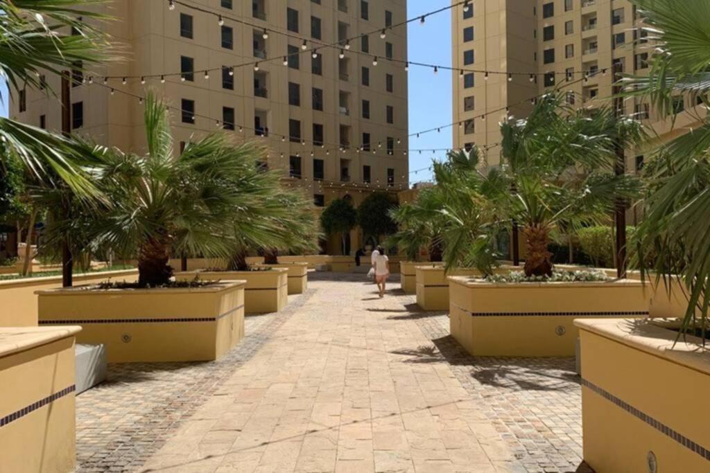 Beautiful With Amazing Sea Views Apartment