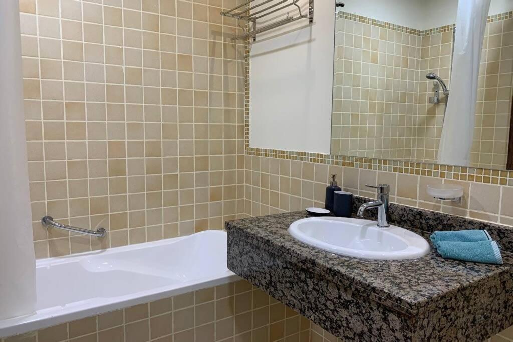 Apartment Beautiful With Amazing Sea Views Dubai