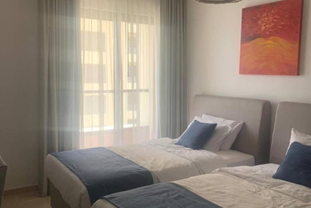 Beautiful With Amazing Sea Views Apartment *