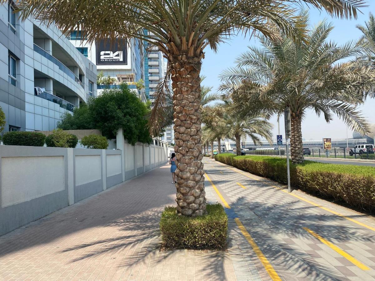 Apartment Luxury Studio In Marina -home Away From Home!
