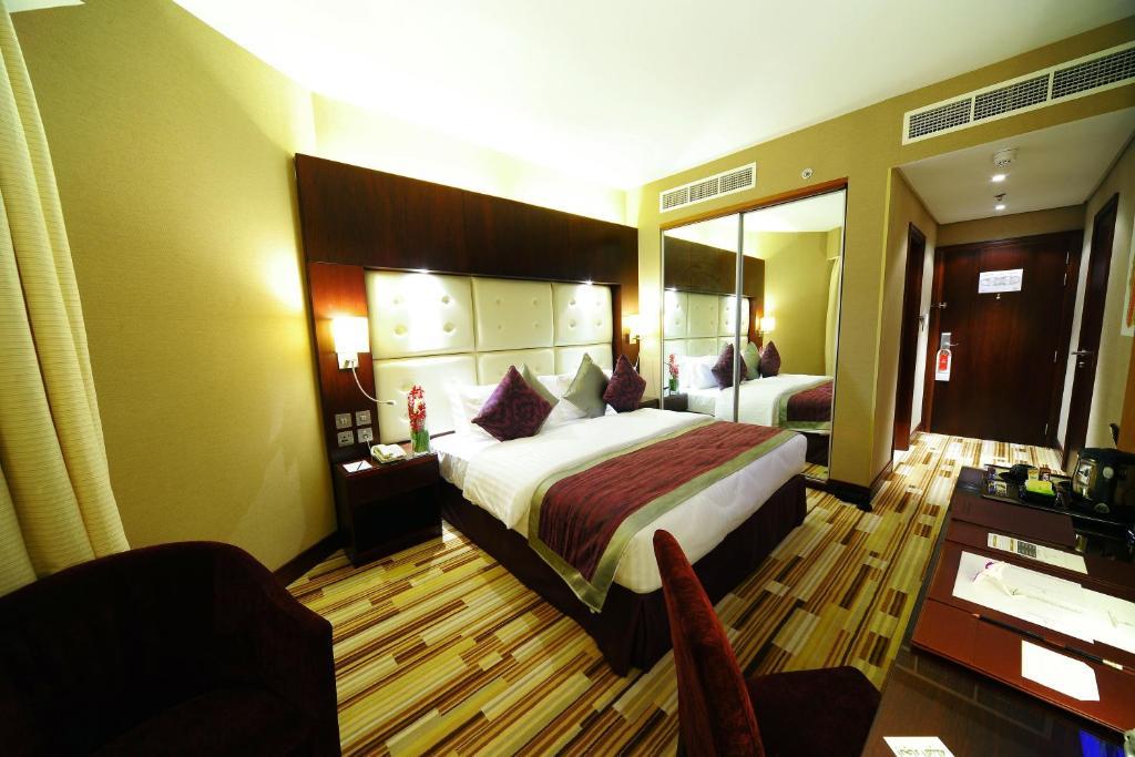 Monaco Hotel