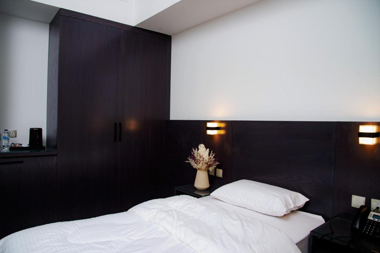 Garden Hotel 3*