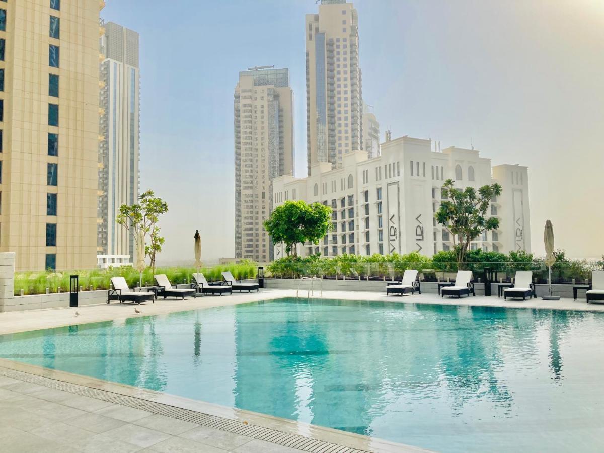 Ultimate Luxury At Creek Horizon Waterfront Apartment Dubai