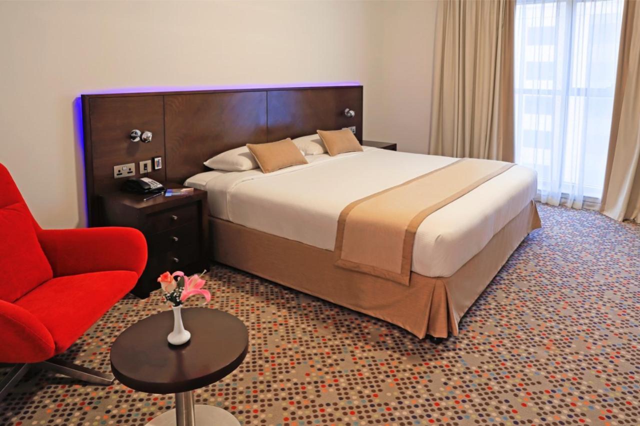 Mena Albarsha At The Mall Aparthotel Dubai