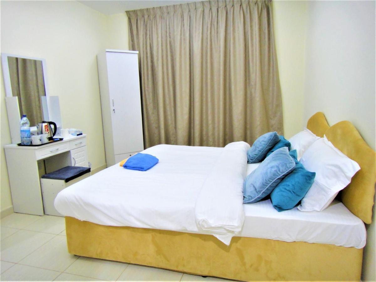 Abu Hail Star - Guest house *