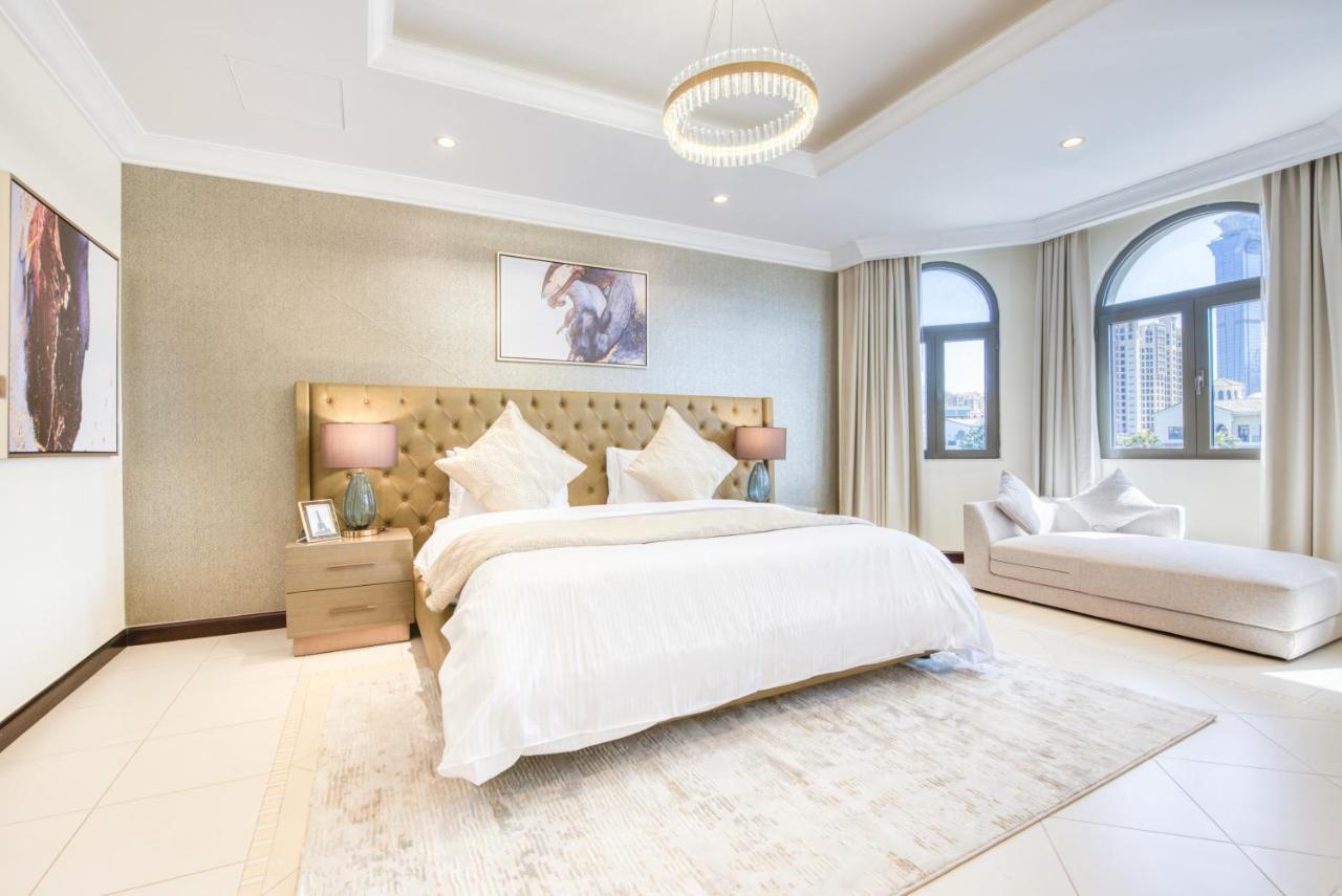 Sol Living - Exquisite 5br Garden W/pool & Beach In Palm Dubai