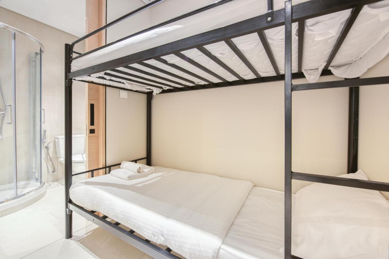 Maison Privee - Exclusive 4br And Maid Beachfront W Front-row Sea Views At Address Jbr * Dubai