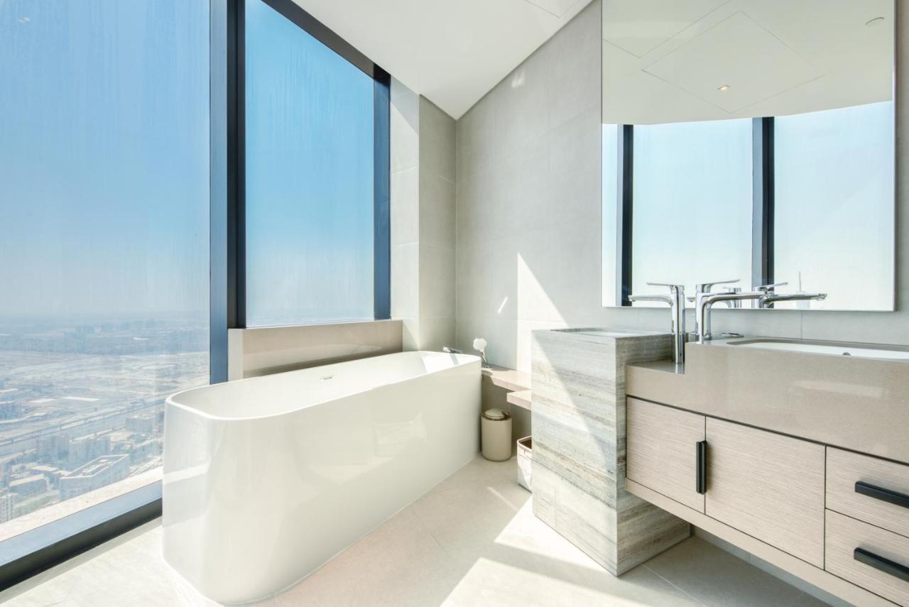 Maison Privee - Exclusive 4br And Maid Beachfront W Front-row Sea Views At Address Jbr Apartment