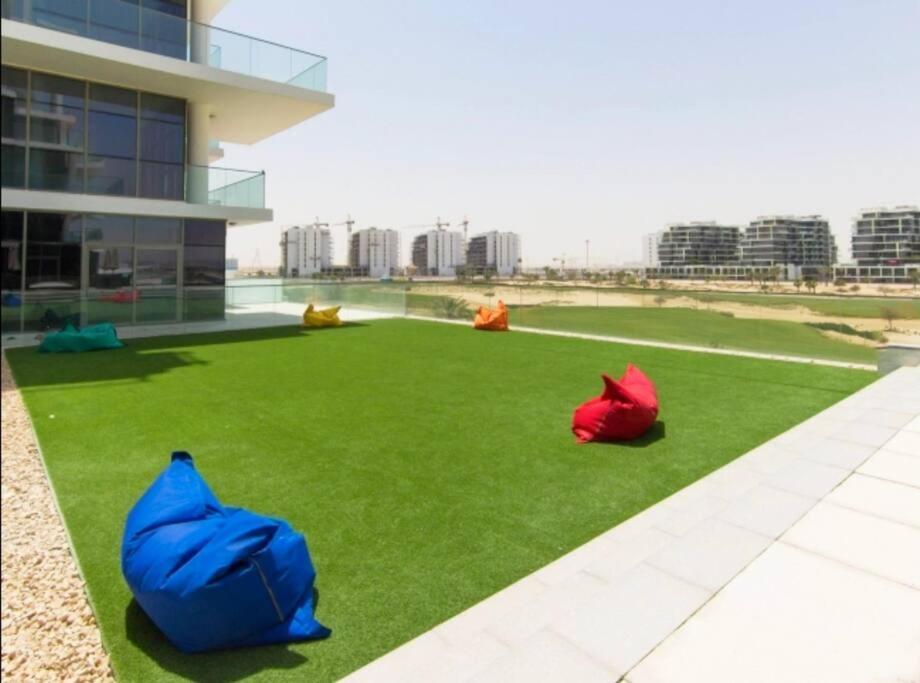 Apartment Lovely Studio In Damac Hills Next To The Main Gate Dubai