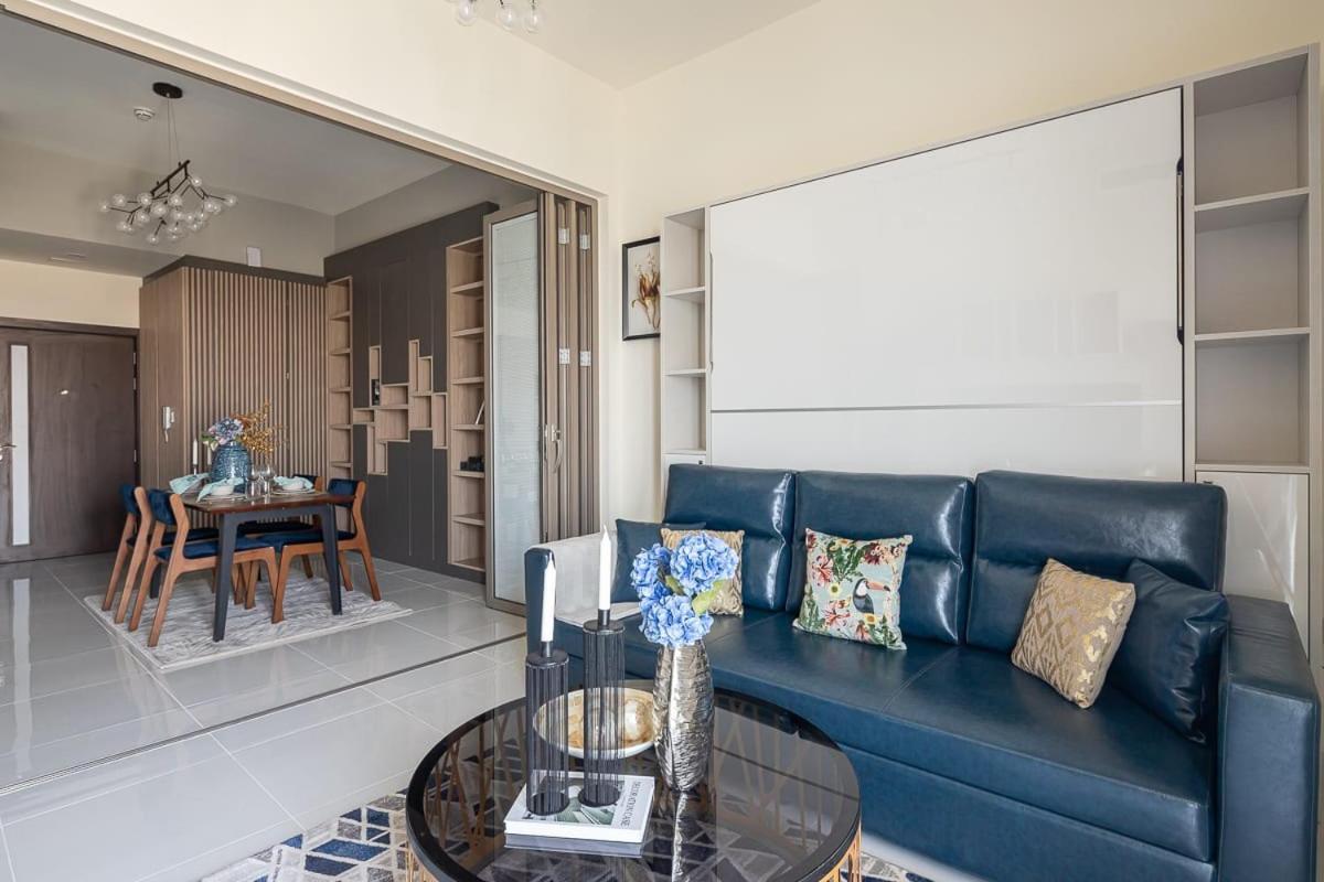 Frank Porter - Miraclz By Danube Properties Dubai