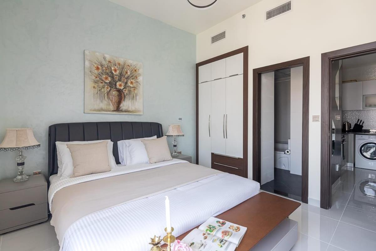 Frank Porter - Miraclz By Danube Properties Dubai