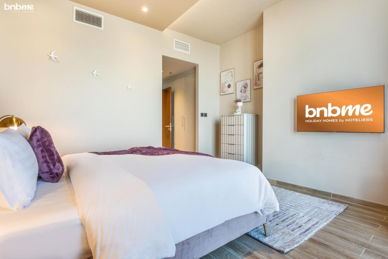 Bnbmehomes - Luxury 2b Apt - Al Habtoor - Amna Tower - 5044 Apartment *
