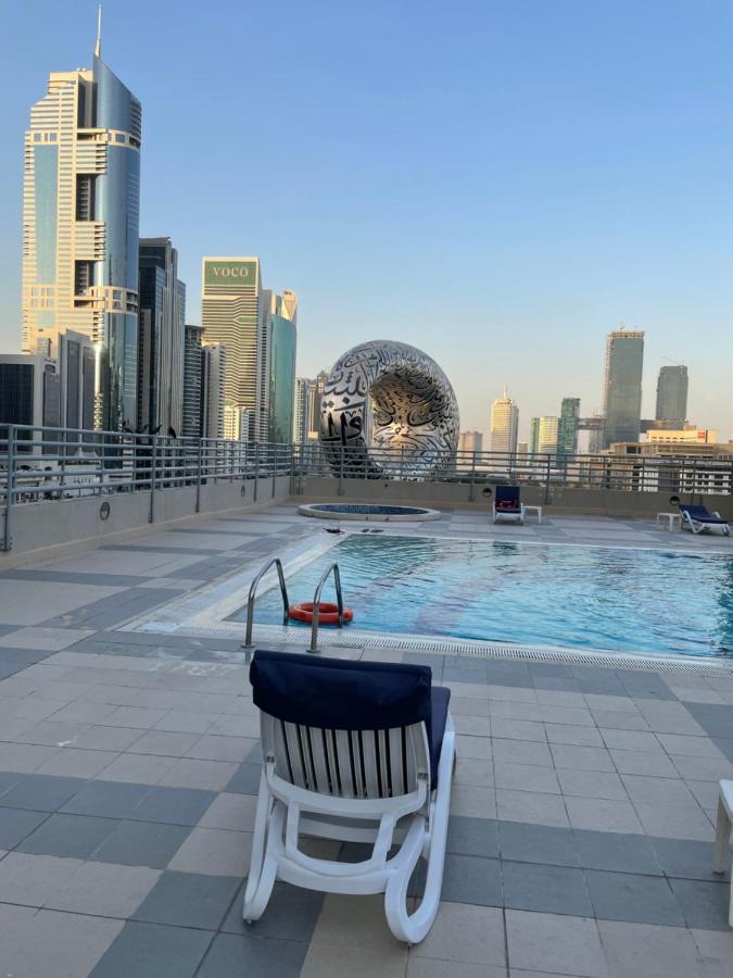 Travelers Backpackers * Dubai