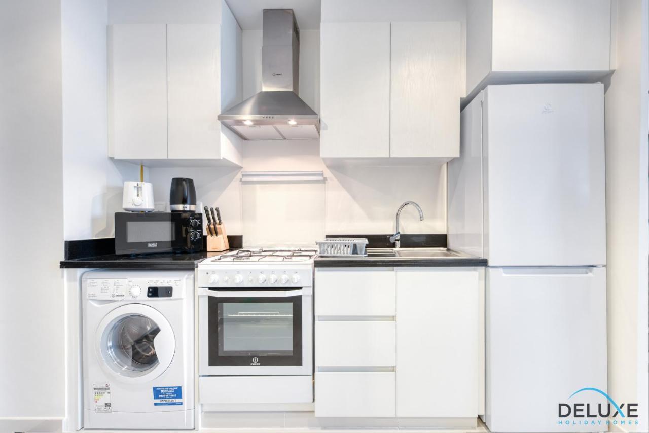 Restful At Celestia A South By Deluxe Homes Apartment