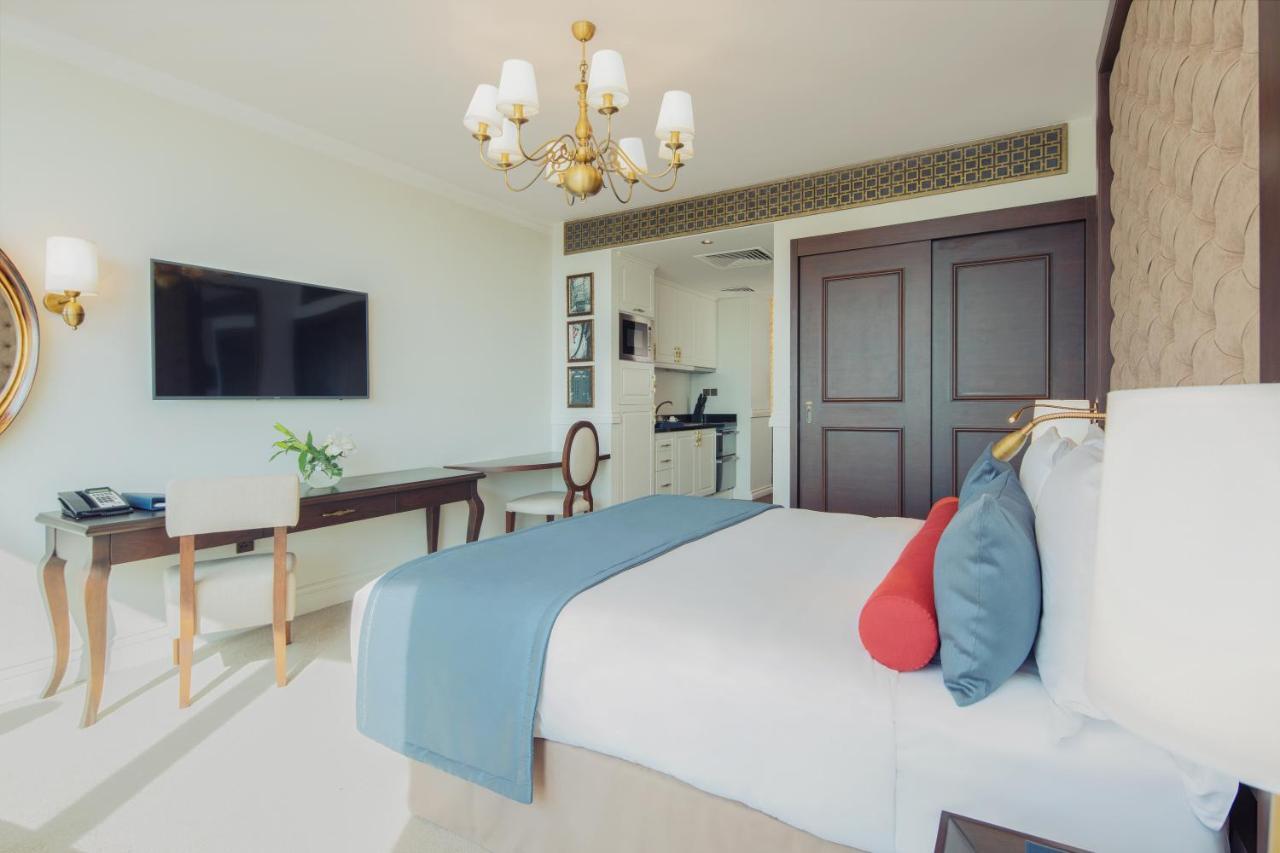 Dukes The Palm, A Royal Hideaway Resort 5*