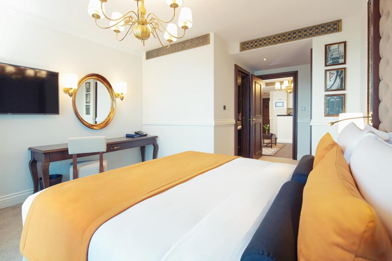 Dukes The Palm, A Royal Hideaway Resort 5*
